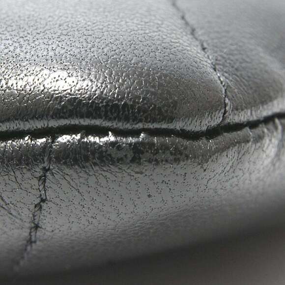 CHANEL Black Lambskin Leather Wallet - Picture 6 of 10